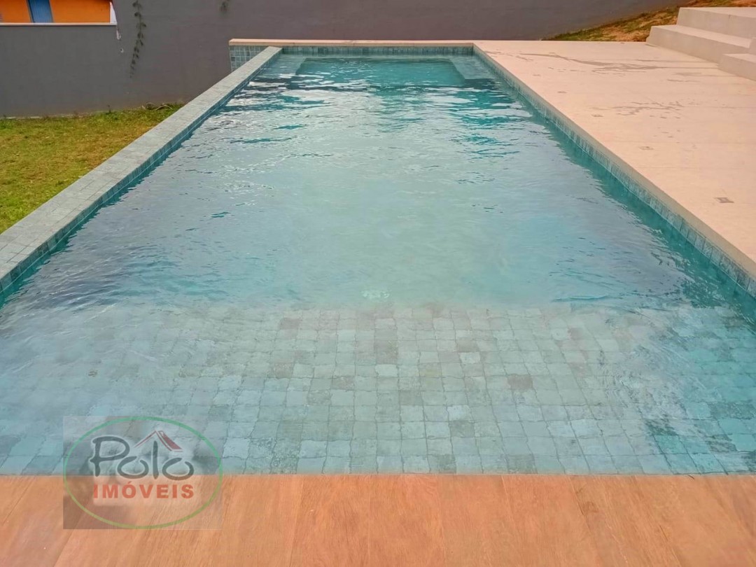 Casa beira rio no Jardim Itapema