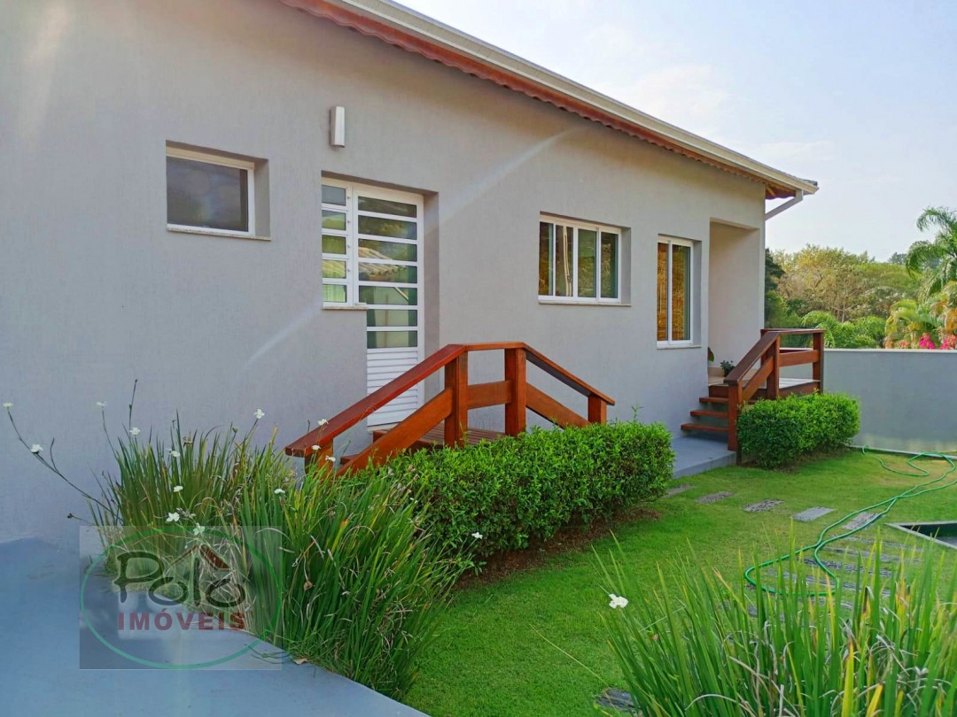 Casa beira rio no Jardim Itapema