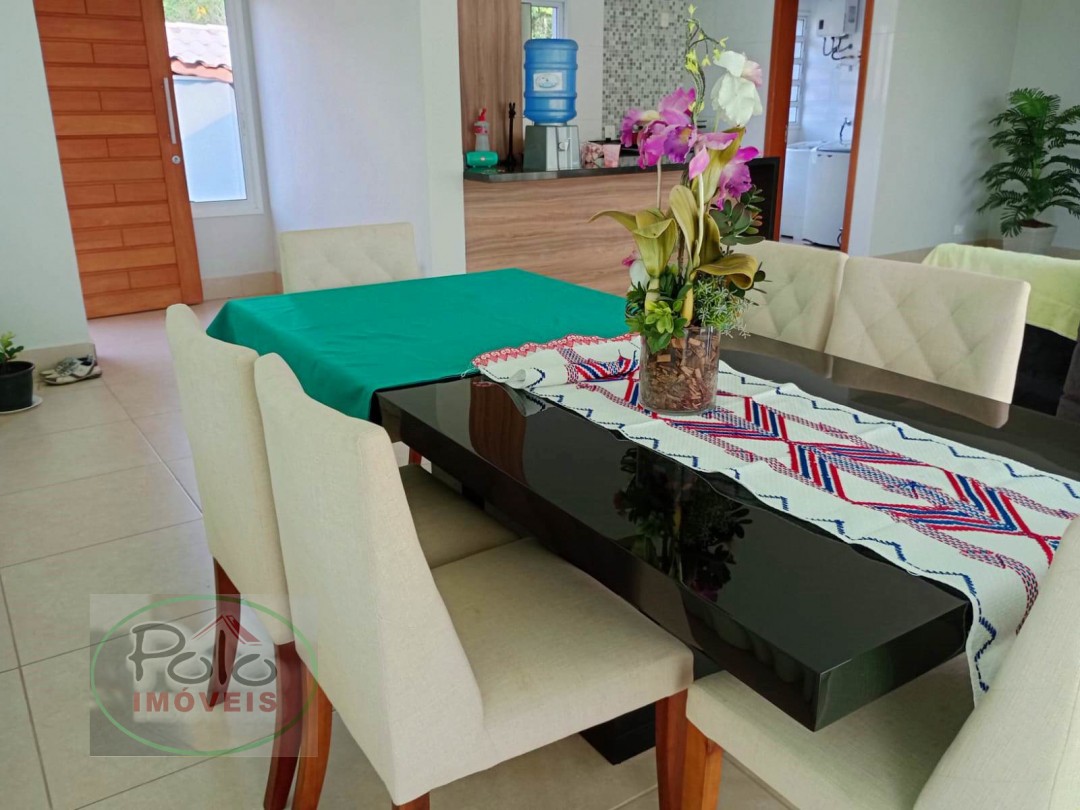 Casa beira rio no Jardim Itapema