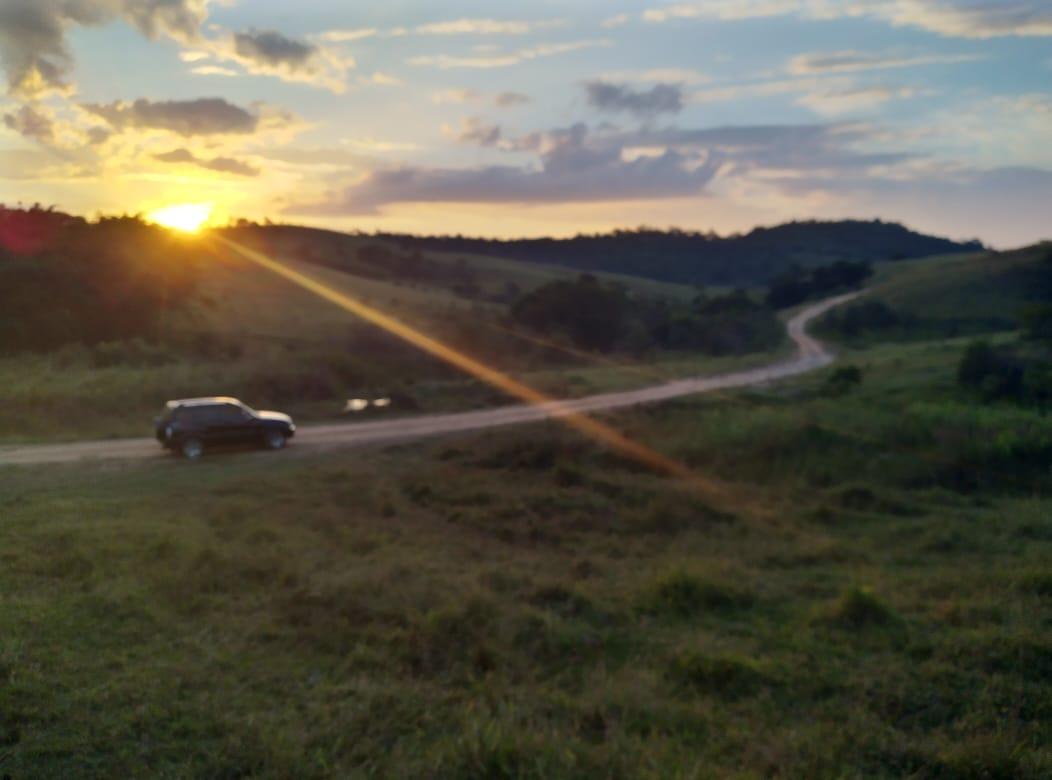 Gleba de 20.000m² ao Pôr do Sol no Capoeirinha.
