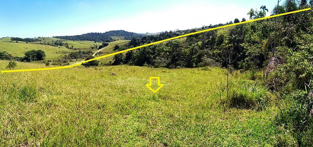 Gleba de 20.000m² ao Pôr do Sol no Capoeirinha.
