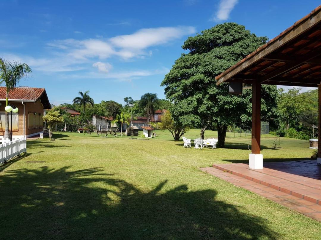 Linda chácara, beira rio, com muito conforto, lazer e privacidade.