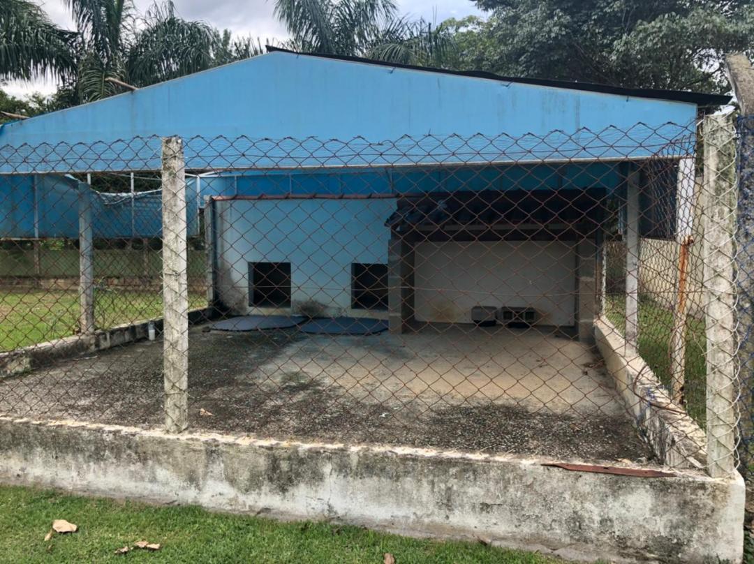 Linda chácara, beira rio, com muito conforto, lazer e privacidade.