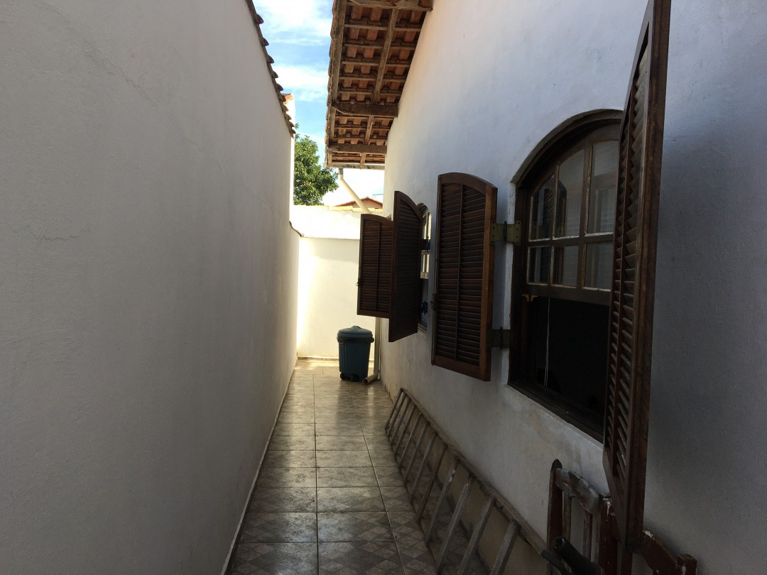 Casa térrea no Itapema.