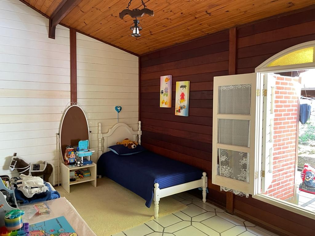 Sitio em Guararema com excelente infra estrutura