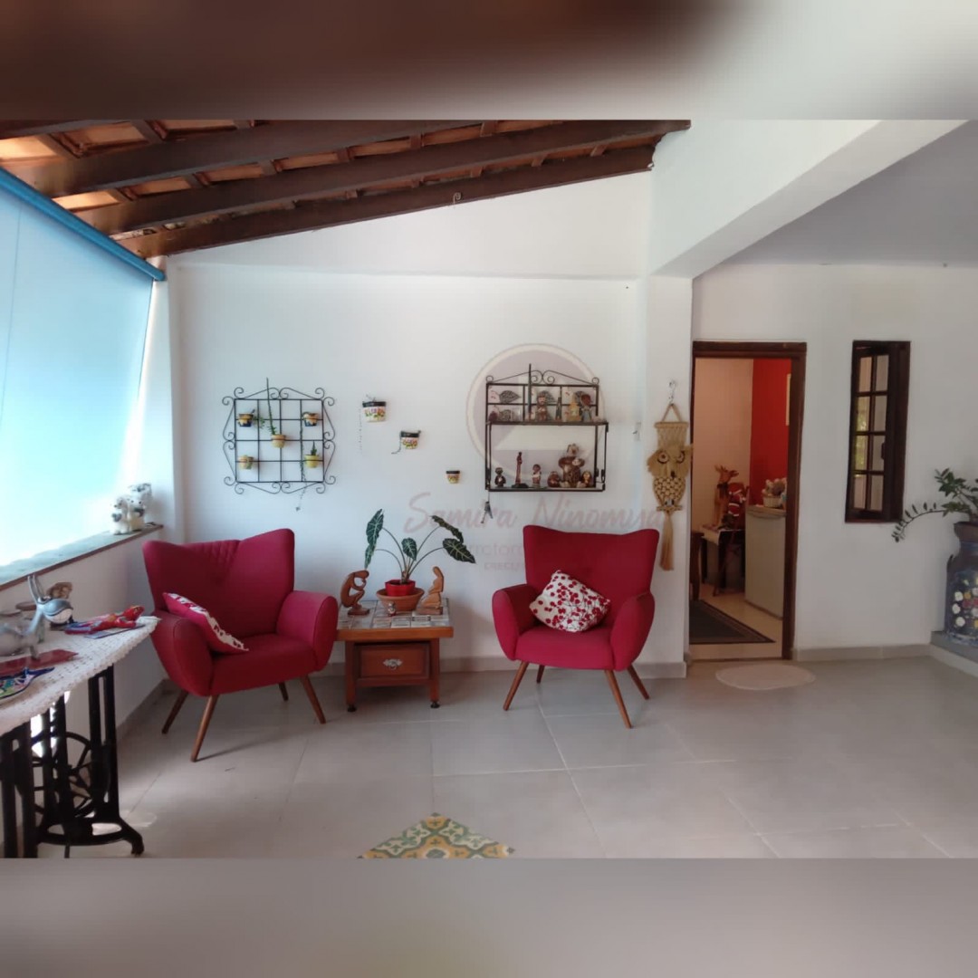 CASA COM FUNDOS PARA O RIO PARAÍBA