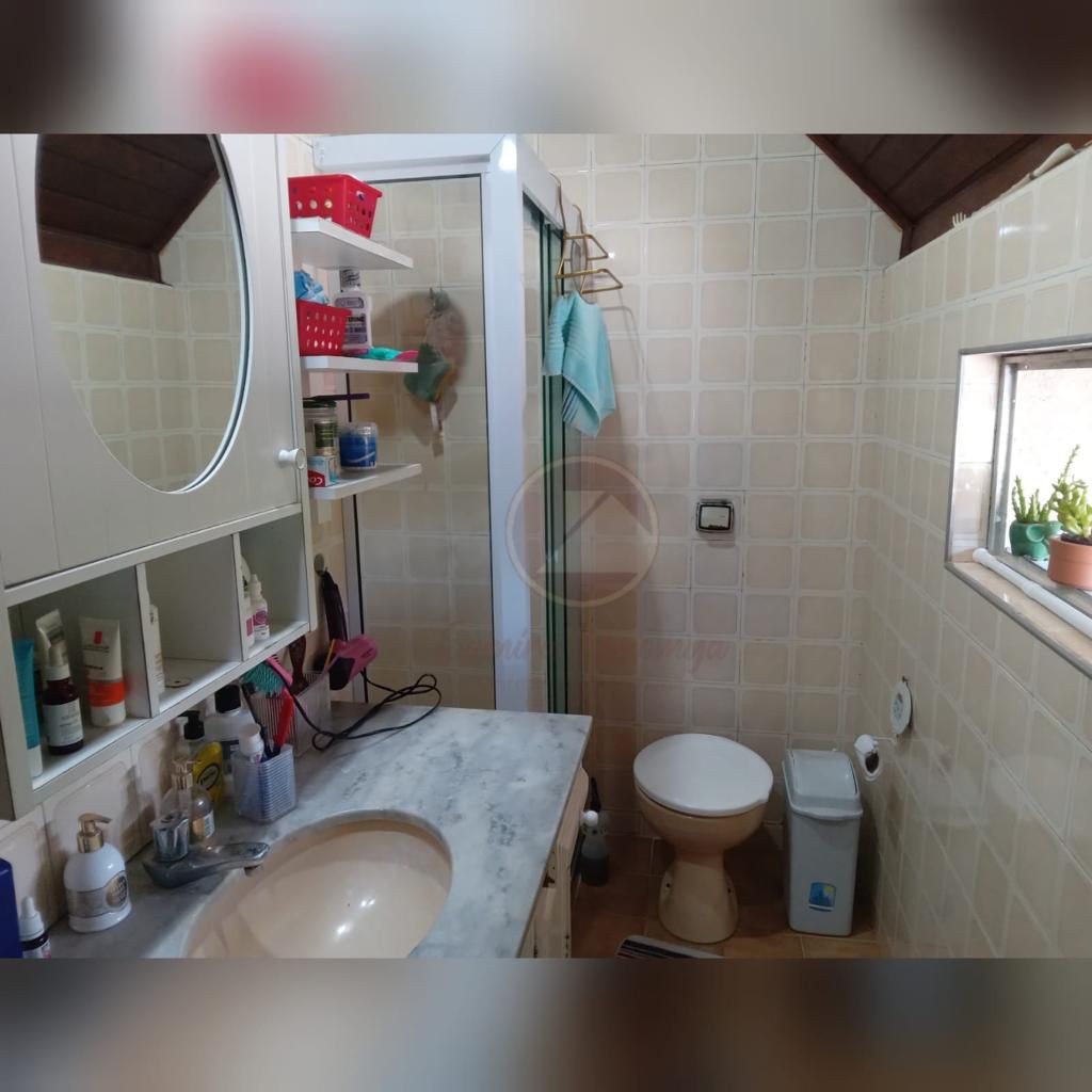 CASA COM FUNDOS PARA O RIO PARAÍBA
