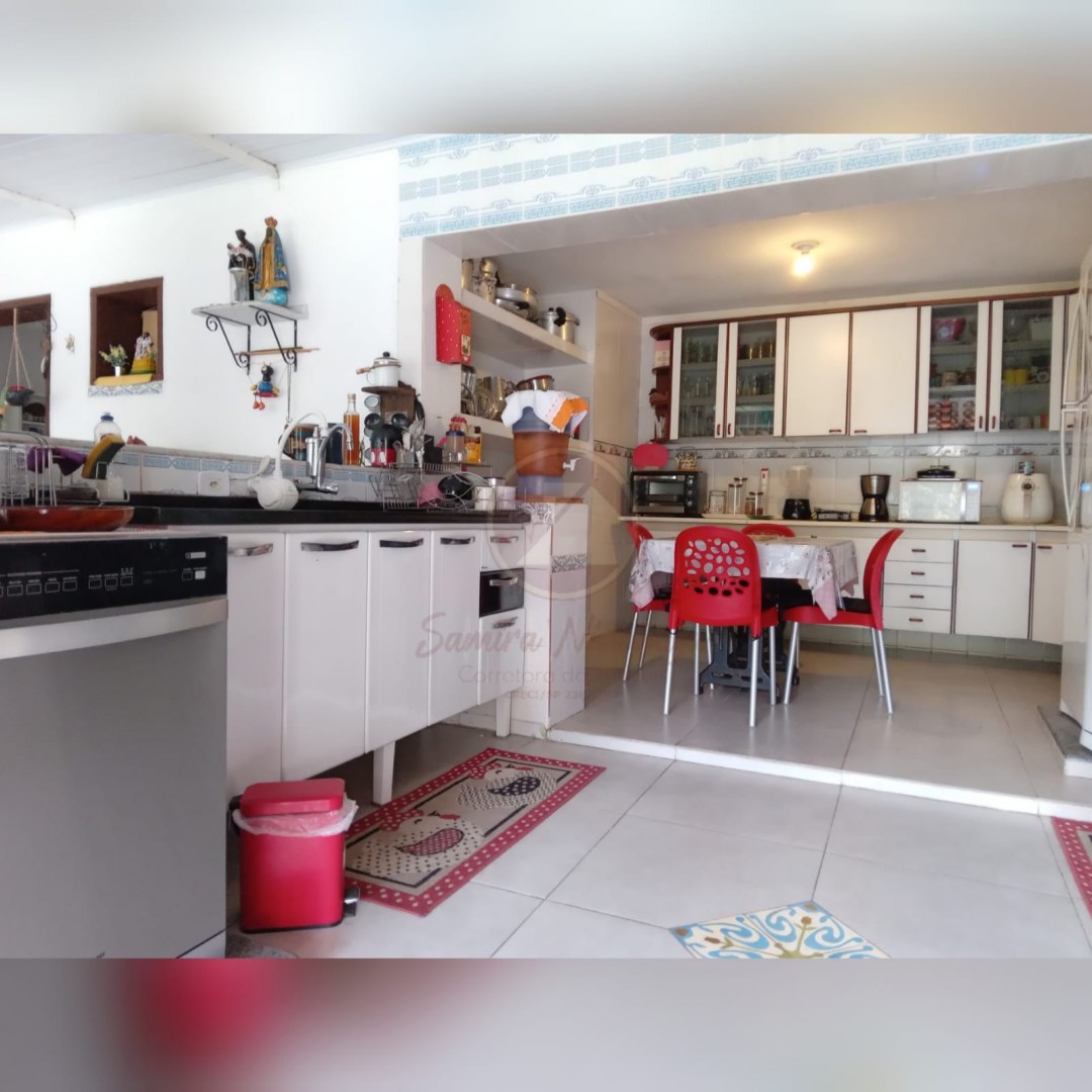 CASA COM FUNDOS PARA O RIO PARAÍBA