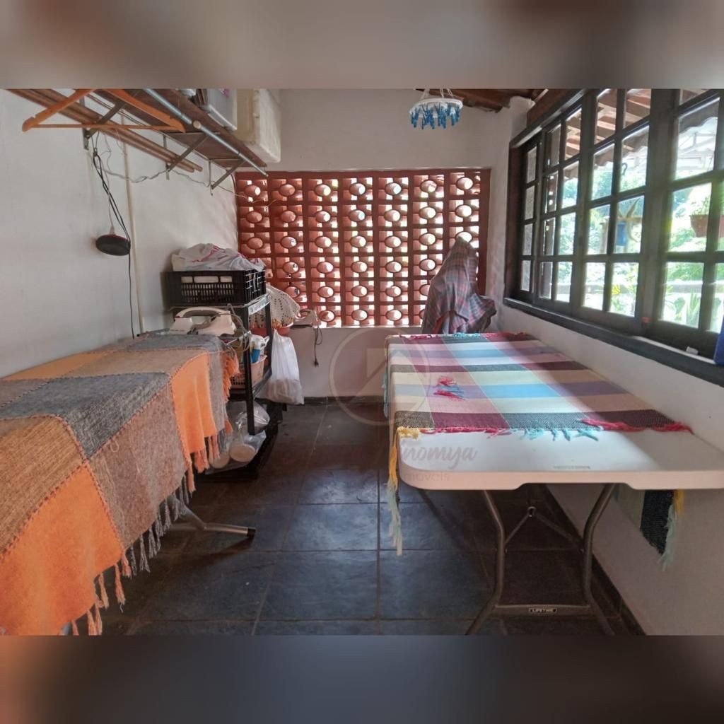 CASA COM FUNDOS PARA O RIO PARAÍBA