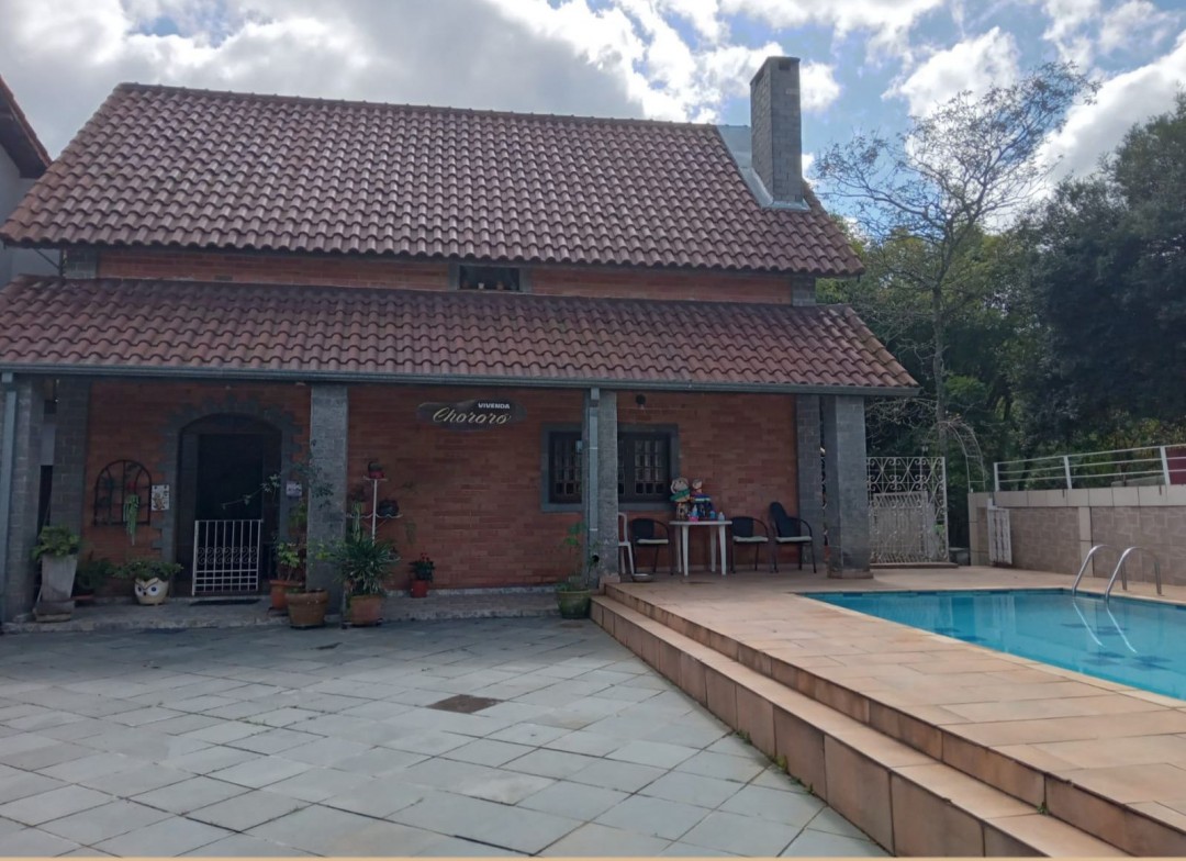 CASA COM FUNDOS PARA O RIO PARAÍBA