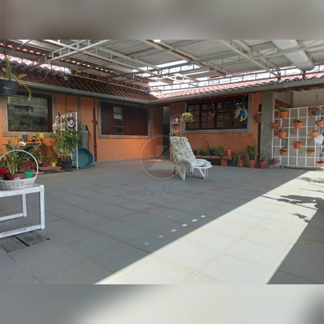 CASA COM FUNDOS PARA O RIO PARAÍBA