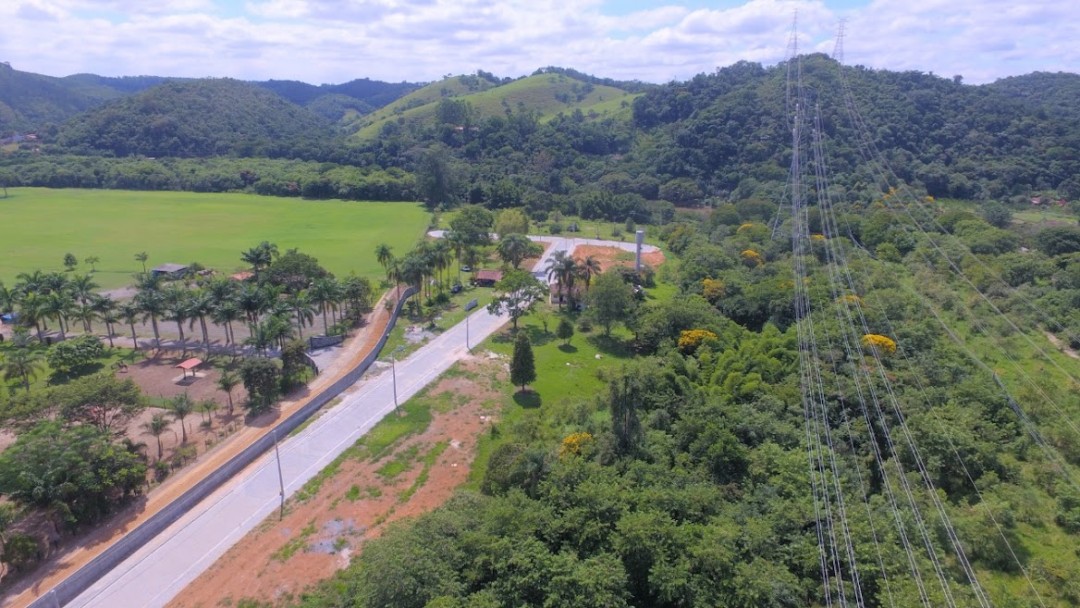 Um condomínio de lotes singular em Guararema.