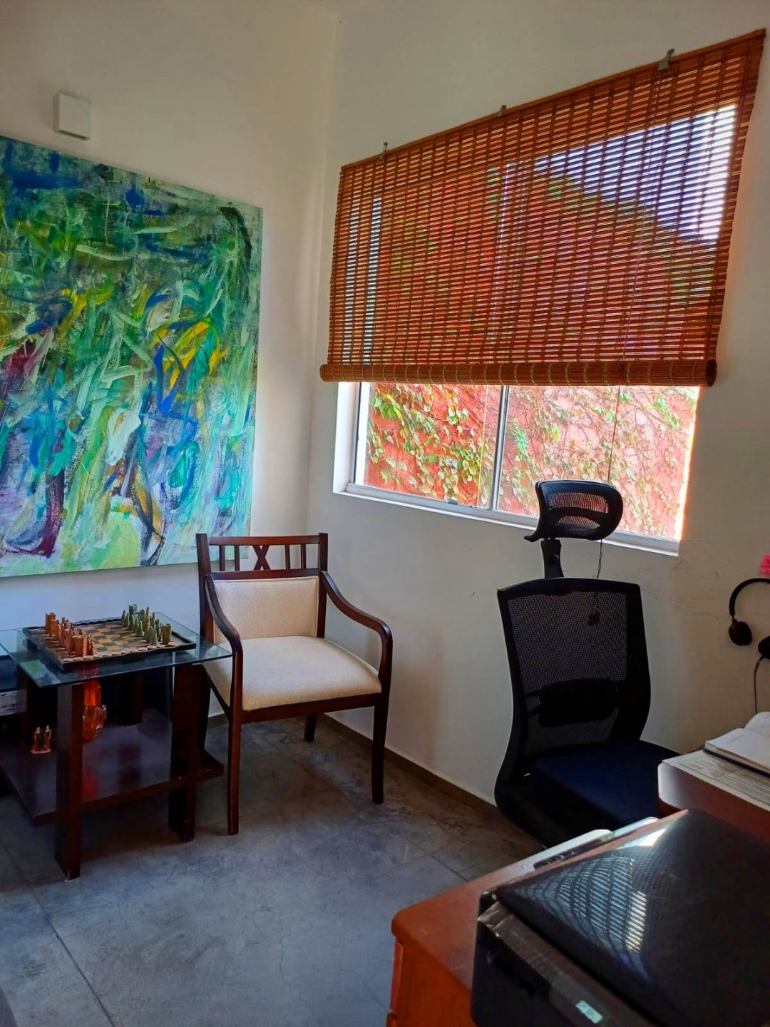 Casa moderna no centro de Guararema